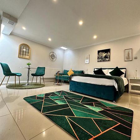 Luxury Studio Apartment Harrow on the Hill Exteriér fotografie