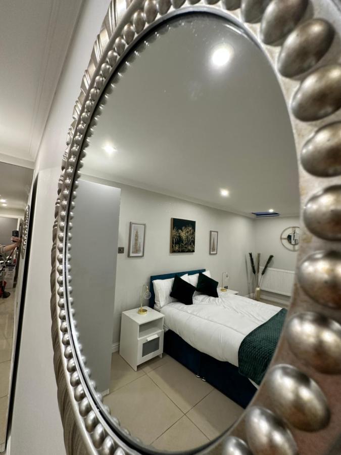 Luxury Studio Apartment Harrow on the Hill Exteriér fotografie