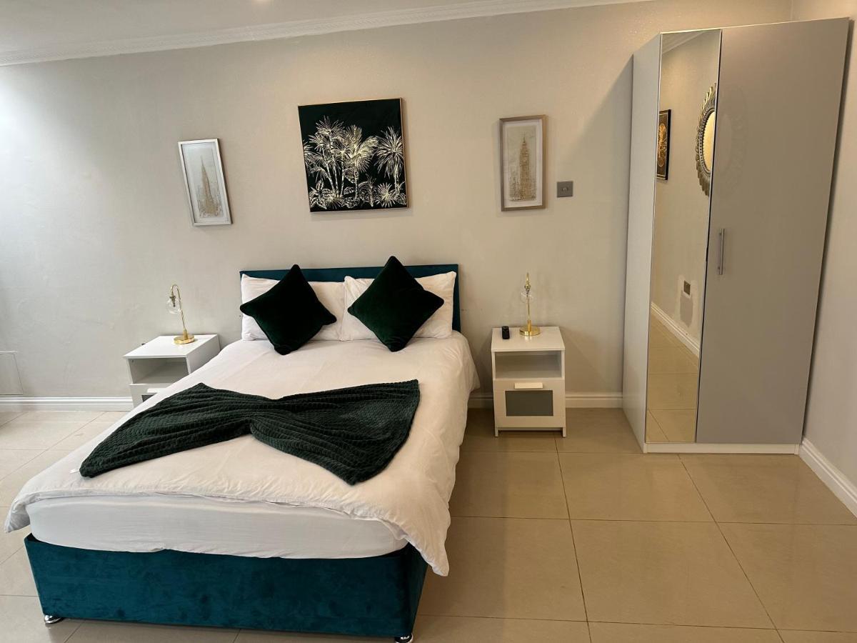Luxury Studio Apartment Harrow on the Hill Exteriér fotografie