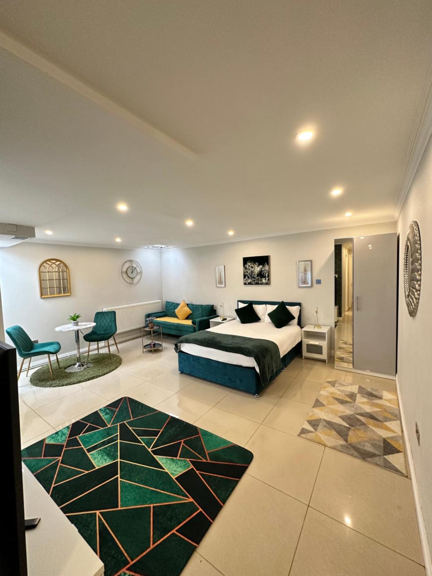 Luxury Studio Apartment Harrow on the Hill Exteriér fotografie