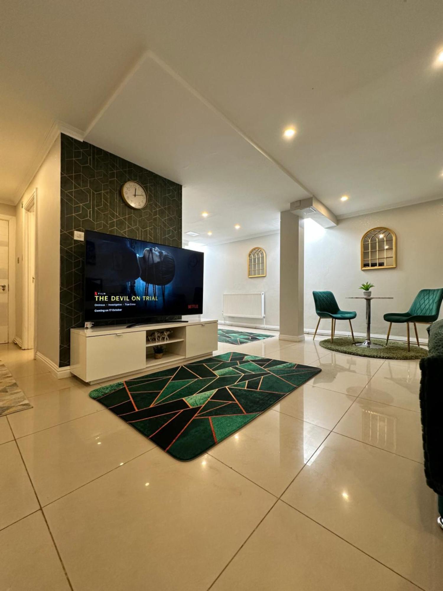 Luxury Studio Apartment Harrow on the Hill Exteriér fotografie