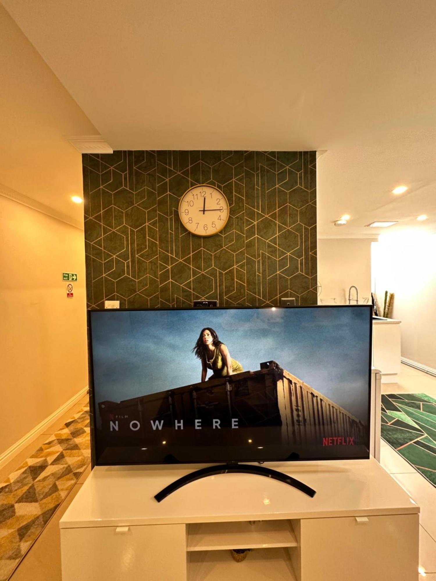 Luxury Studio Apartment Harrow on the Hill Exteriér fotografie