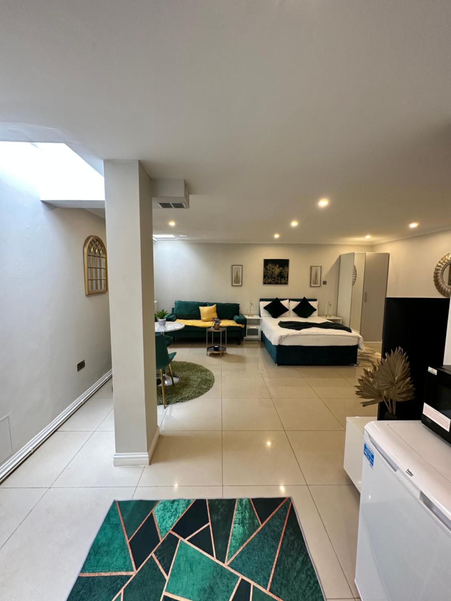 Luxury Studio Apartment Harrow on the Hill Exteriér fotografie