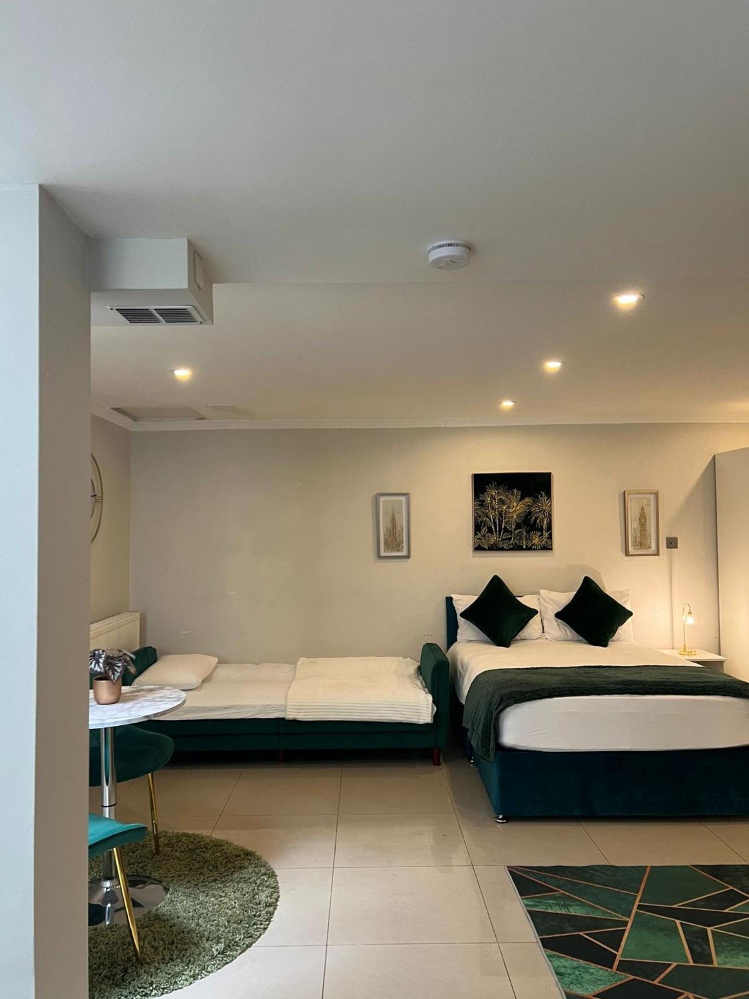 Luxury Studio Apartment Harrow on the Hill Exteriér fotografie