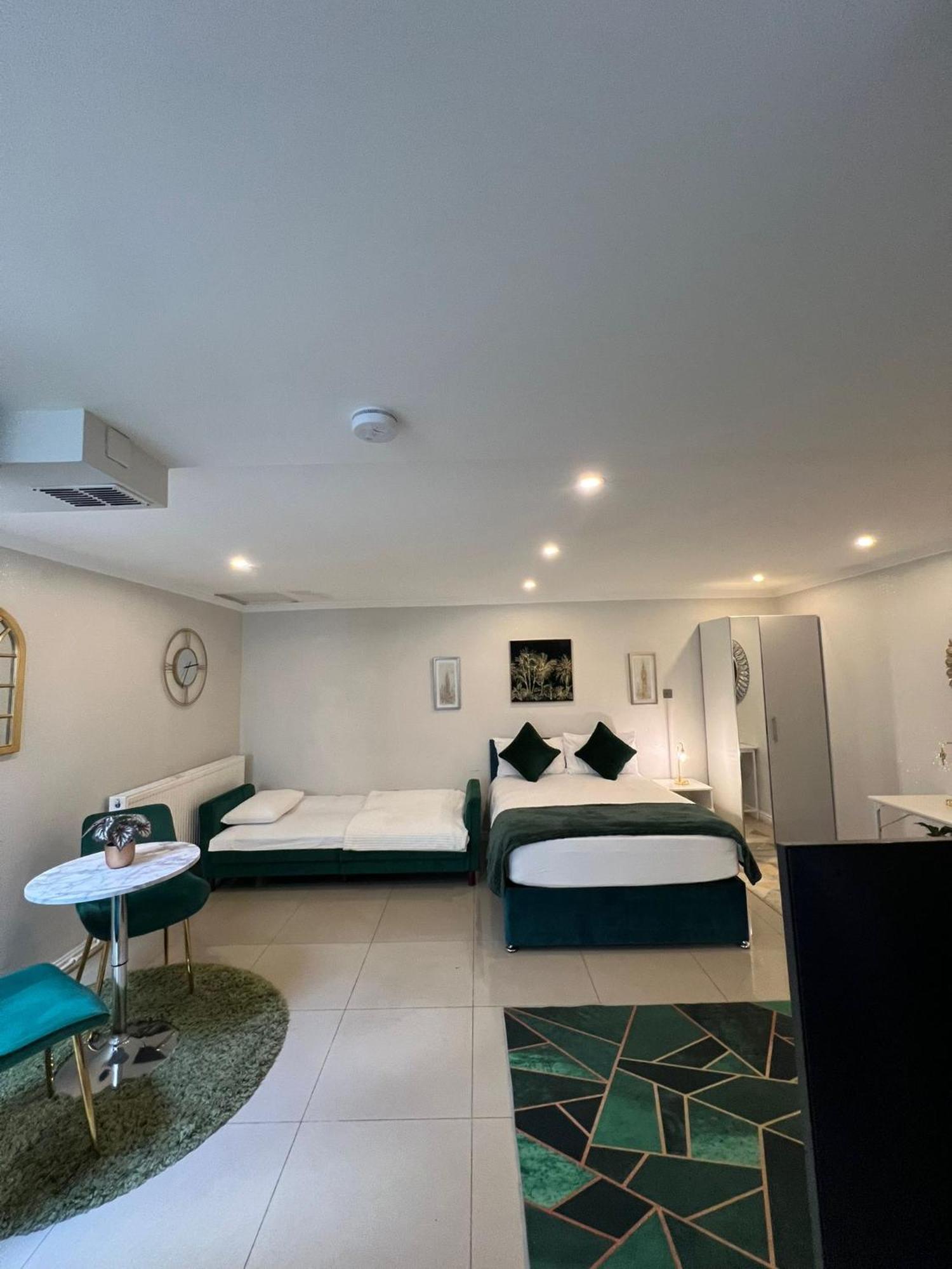 Luxury Studio Apartment Harrow on the Hill Exteriér fotografie